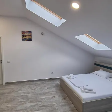 Pensión Vila Dumio 3*